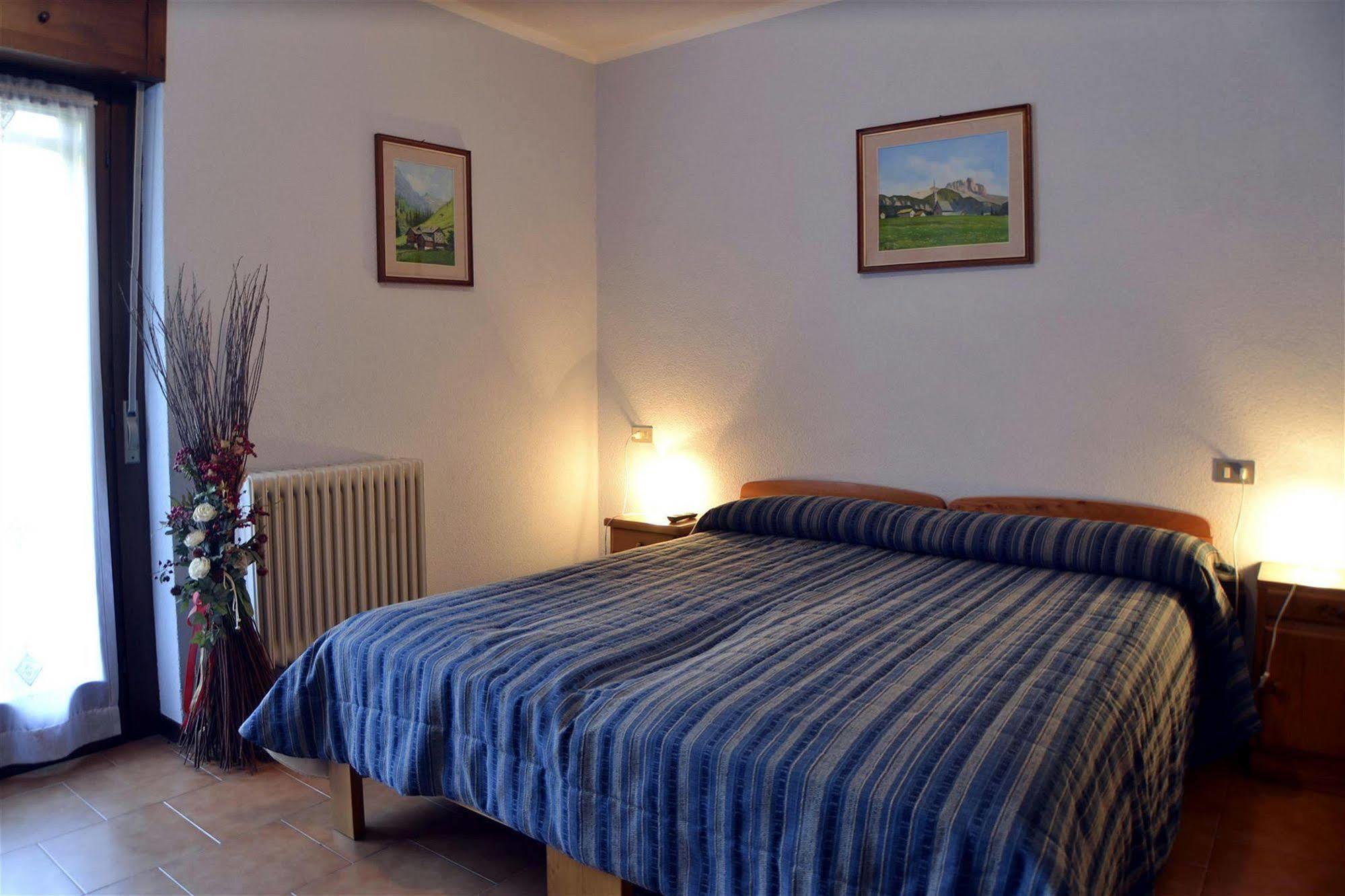 Park Hotel Bellevue Dimaro Bagian luar foto
